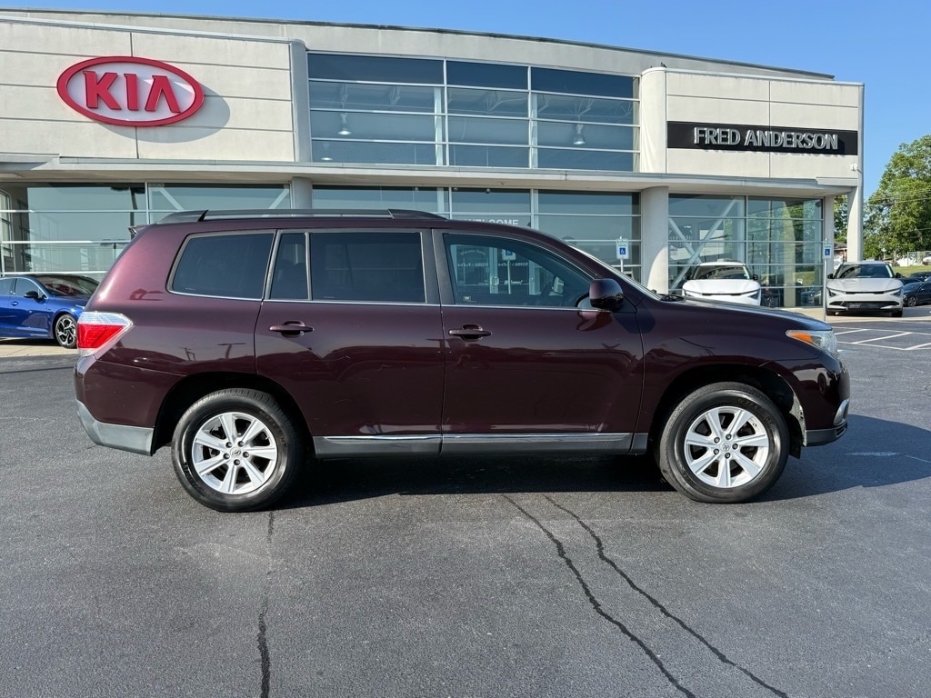 Used 2011 Toyota Highlander SE with VIN 5TDZA3EH8BS015821 for sale in Greer, SC