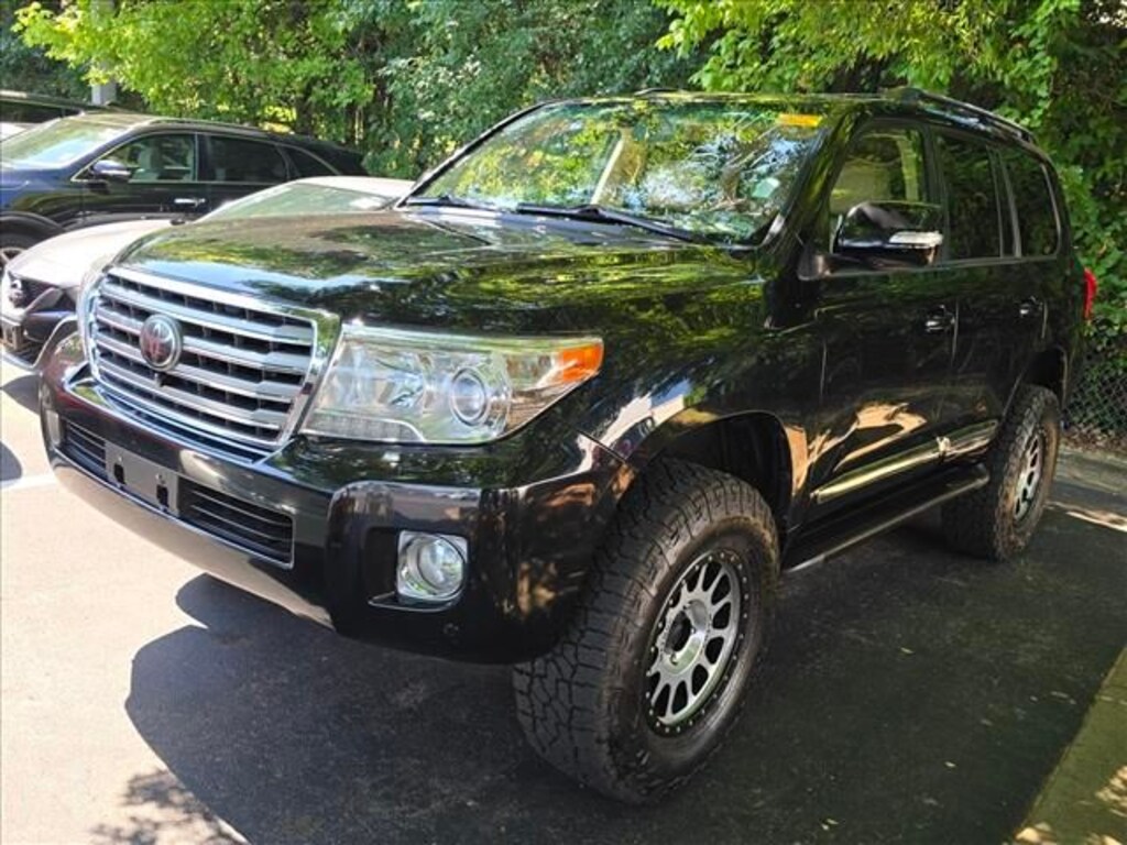 Used 2013 Toyota Land Cruiser V8 SUV