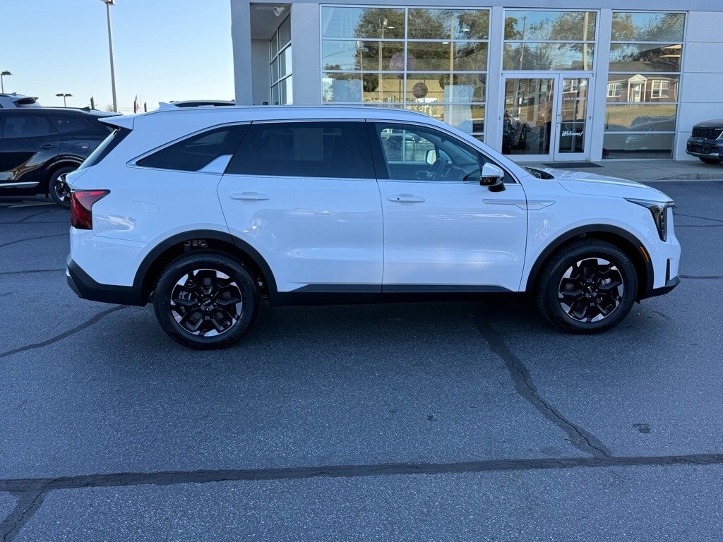 New 2026 Kia Sorento S SUV