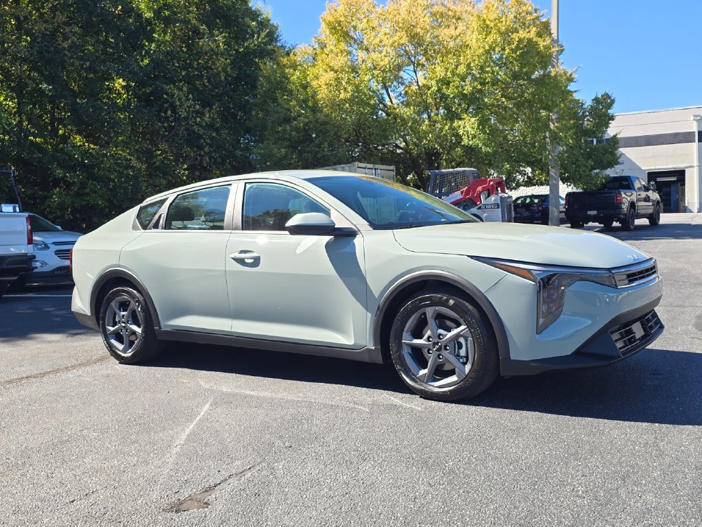 2027 Kia K4