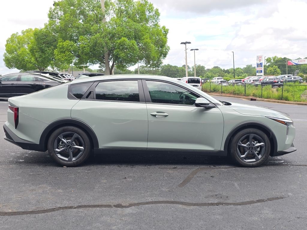 New 2026 Kia K4 LX Sedan