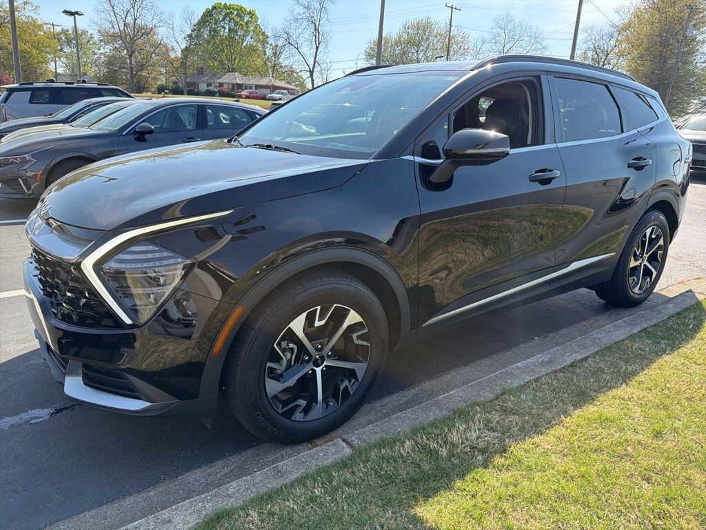 Certified 2025 Kia Sportage EX SUV