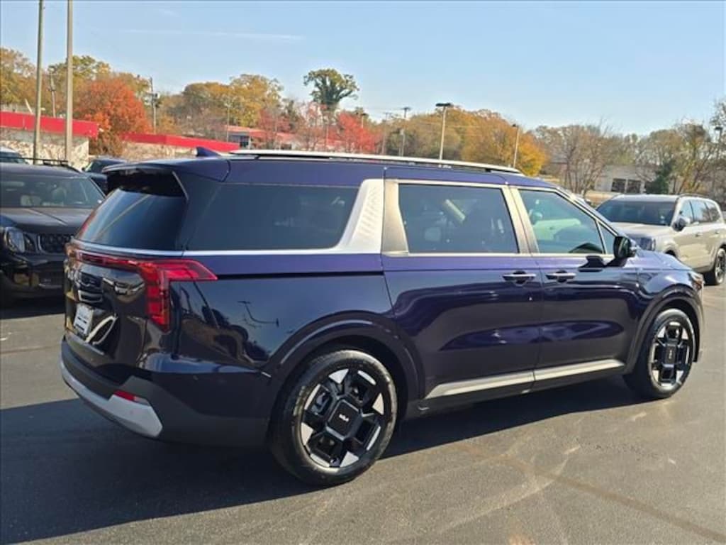 New 2026 Kia Carnival EX Van Passenger Van