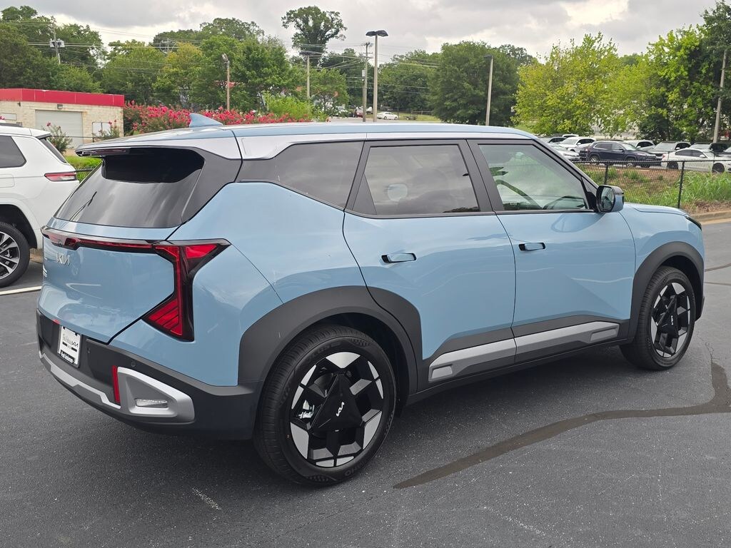 New 2027 Kia Seltos S SUV