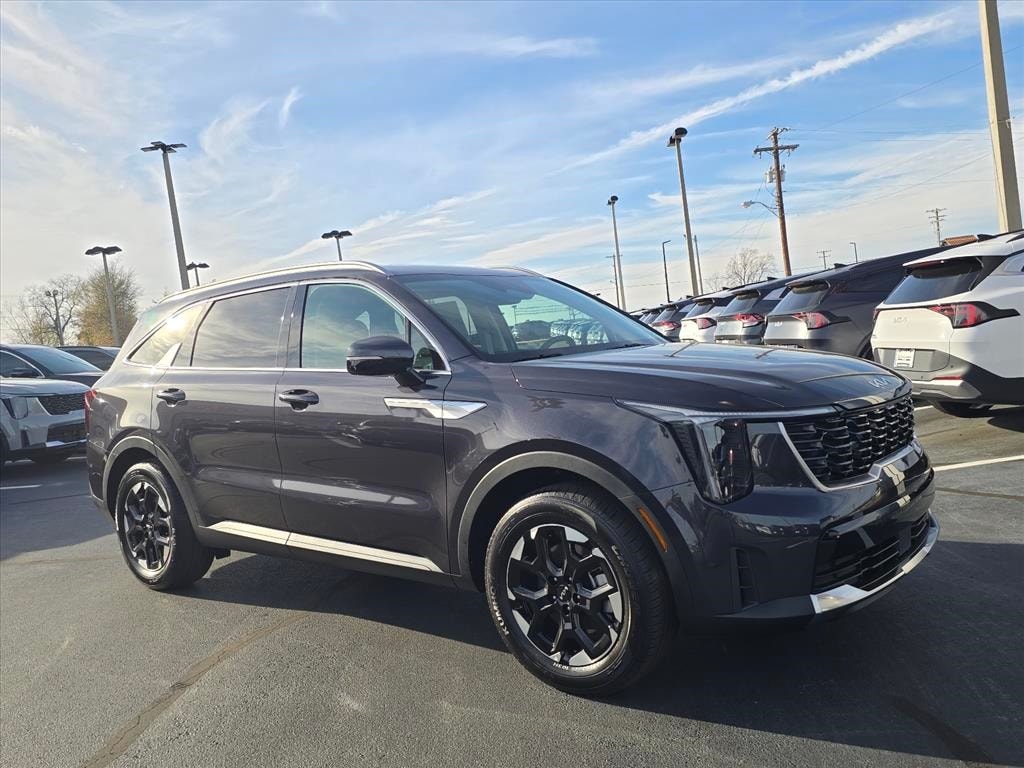 2026 Kia Sorento S's photo