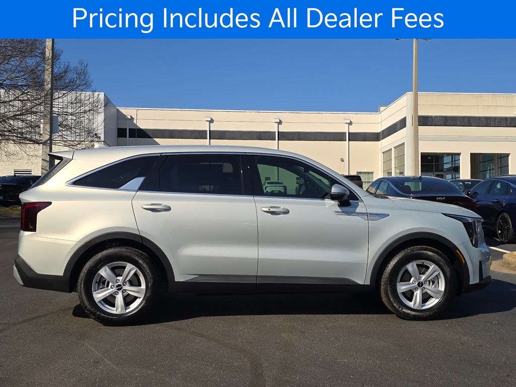 New 2026 Kia Sorento LX SUV