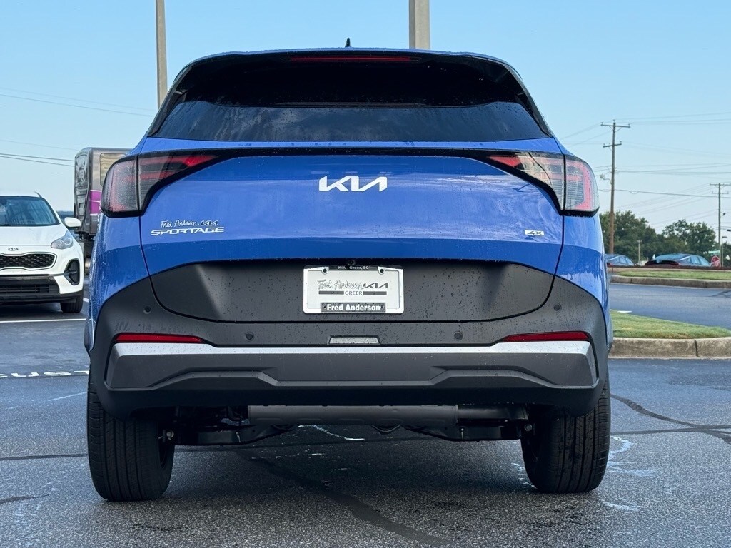 2026 Kia Sportage EX photo 3