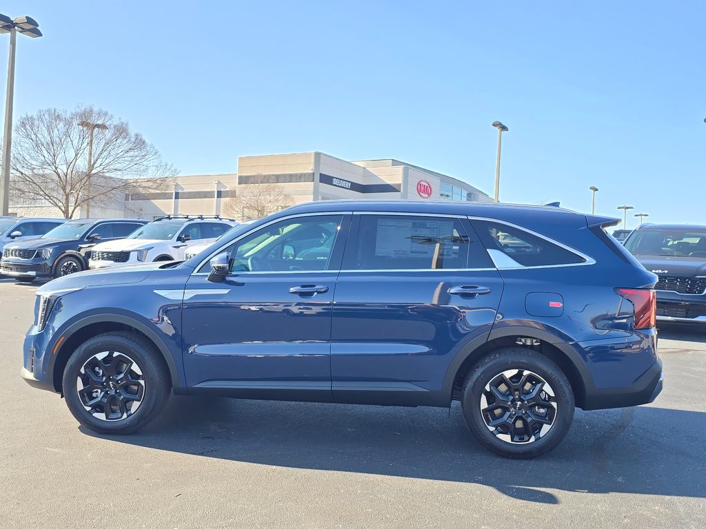 2026 Kia Sorento S - Photo 6