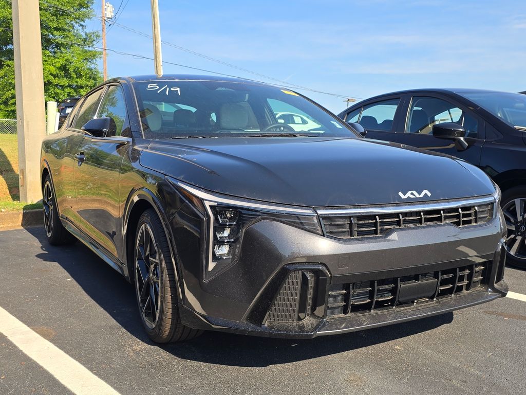2026 Kia K4 GT-Line AT's photo