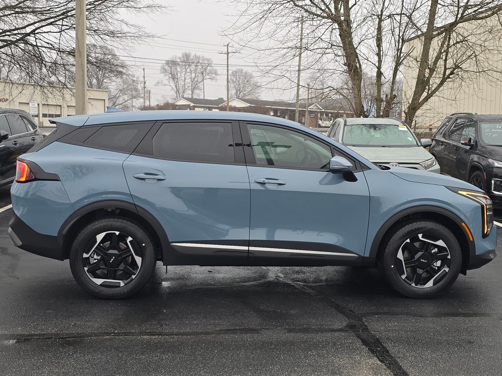 New 2026 Kia Sportage Hybrid S SUV