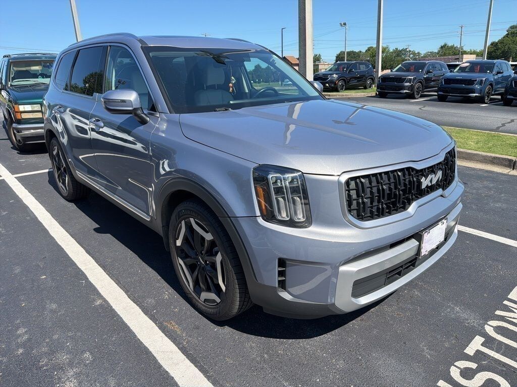 Certified 2023 Kia Telluride EX SUV