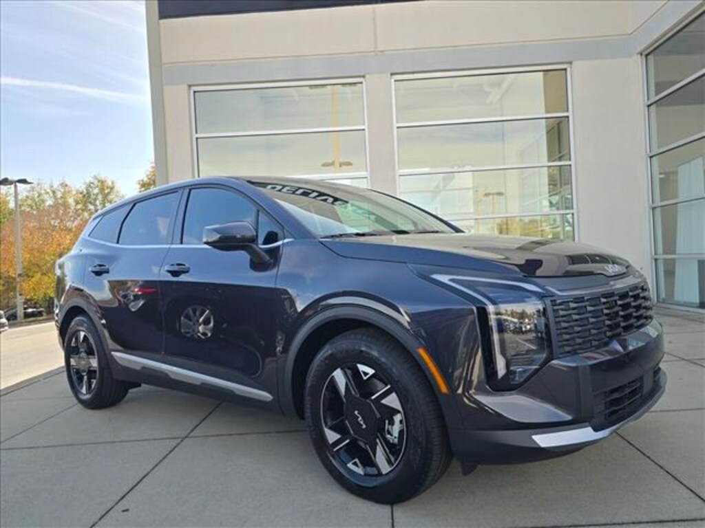 New 2026 Kia Sportage LX SUV