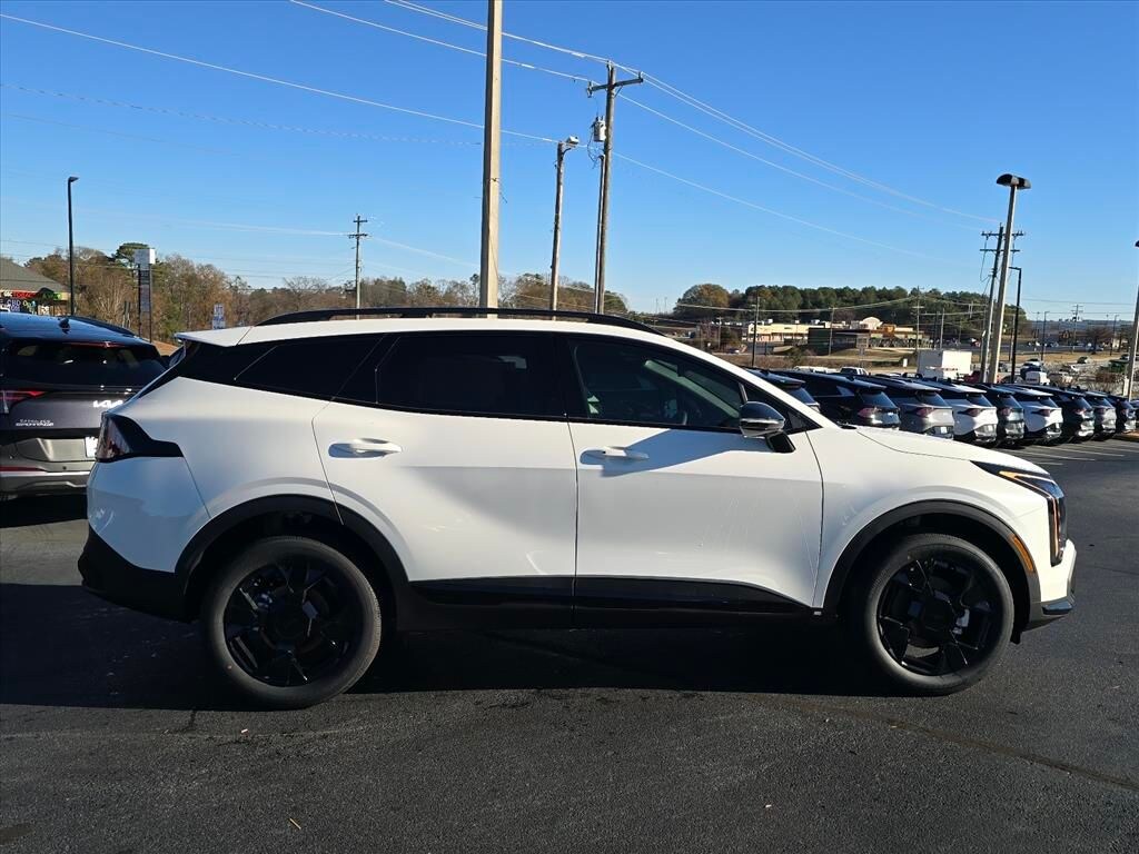 New 2026 Kia Sportage Hybrid X-Line SUV