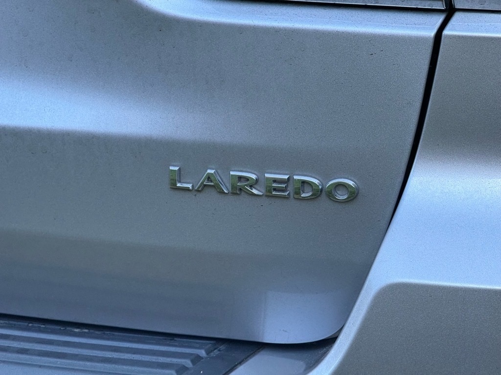 Used 2020 Jeep Grand Cherokee Laredo SUV