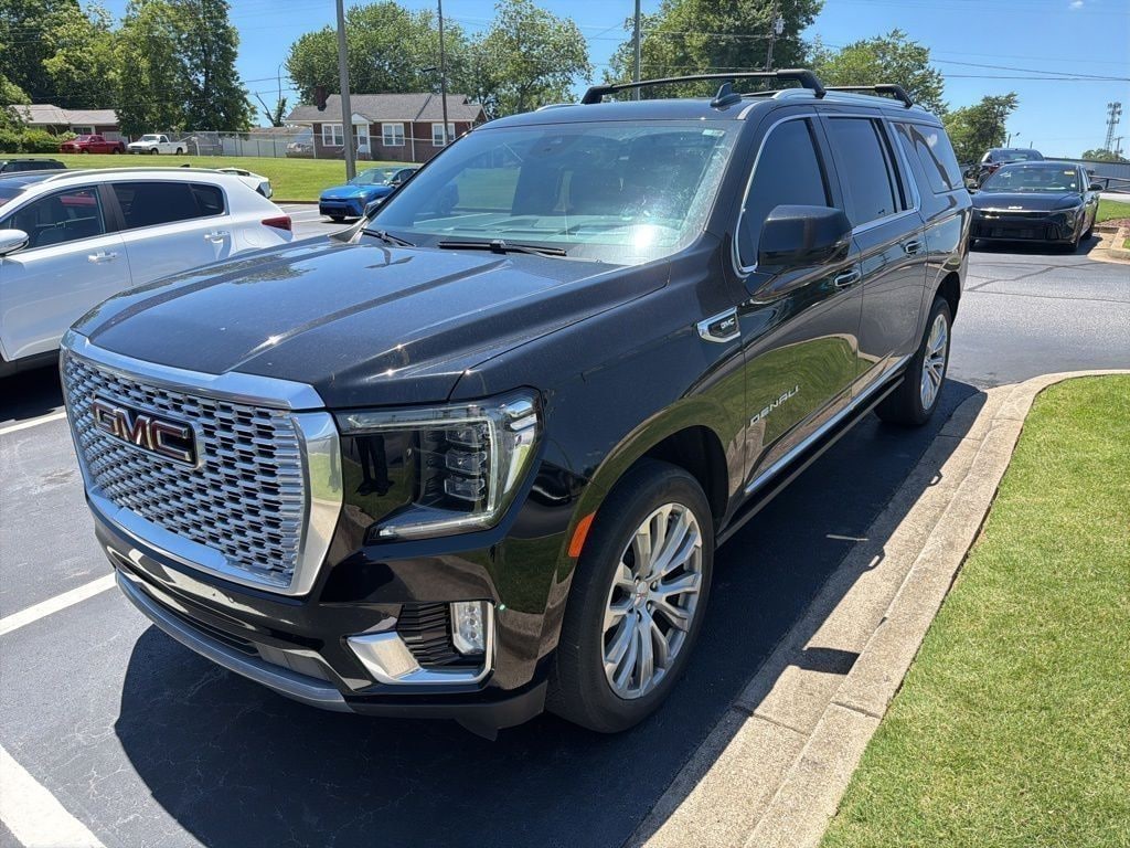 Used 2023 GMC Yukon XL Denali SUV