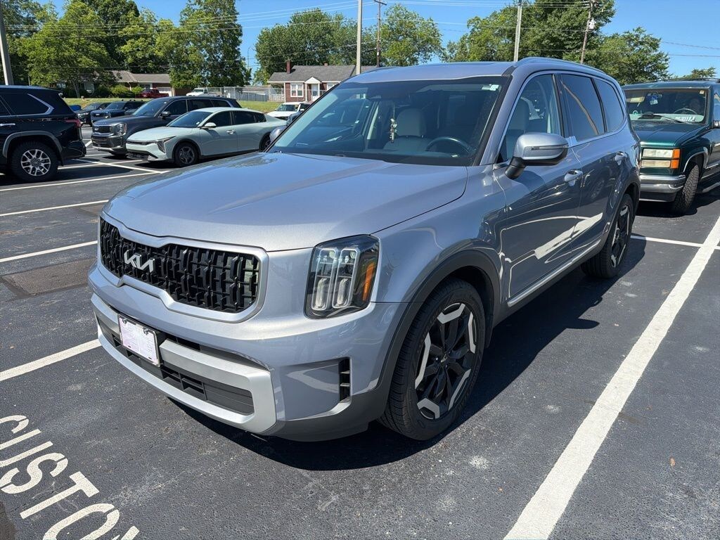 Certified 2023 Kia Telluride EX SUV