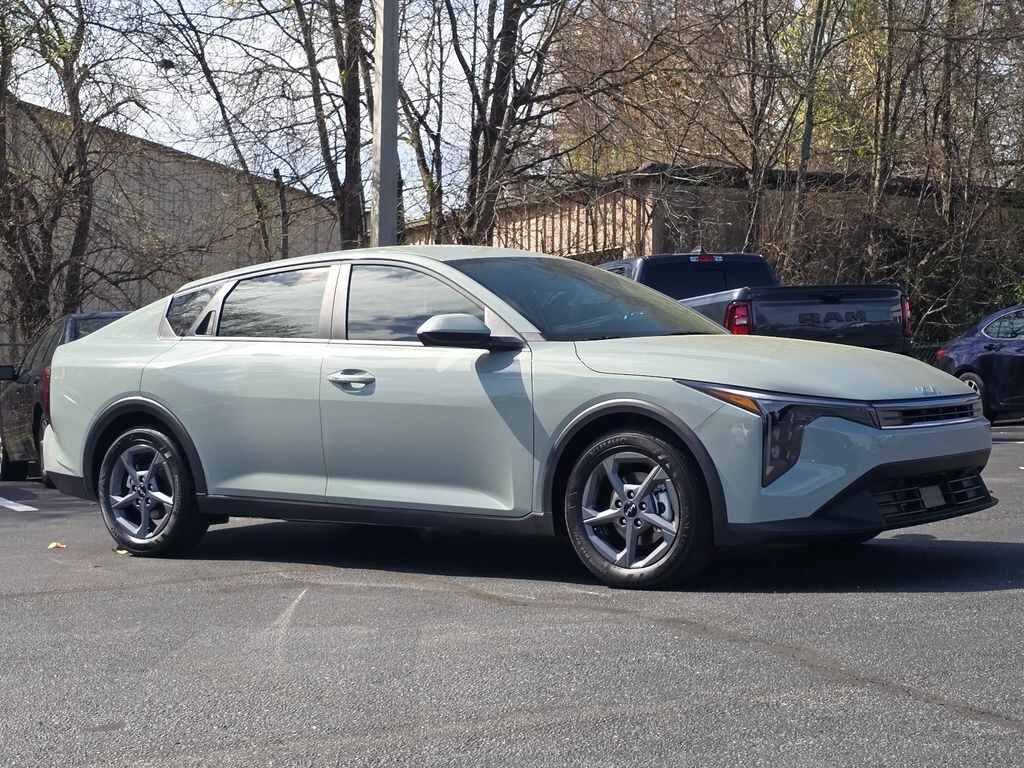 New 2026 Kia K4 LX Sedan