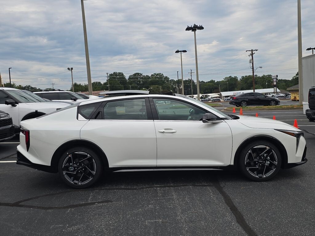 New 2026 Kia K4 GT-Line Sedan