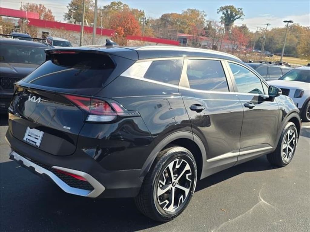 Used 2024 Kia Sportage Hybrid EX SUV