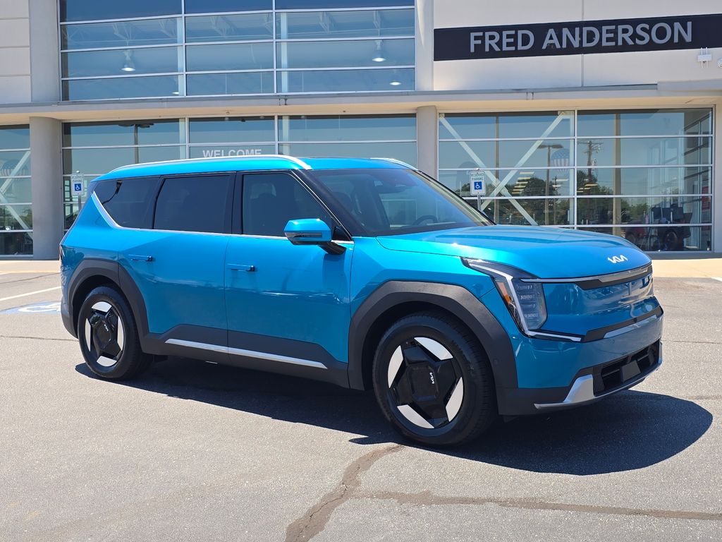 2026 Kia EV9 Wind AWD's photo