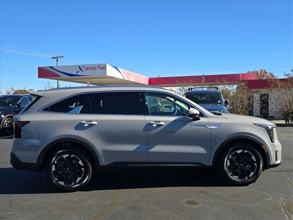 New 2026 Kia Sorento S SUV