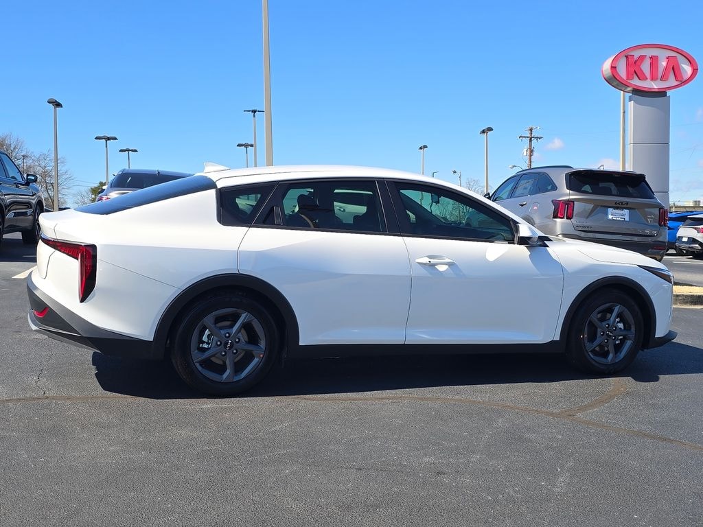 New 2026 Kia K4 LX Sedan