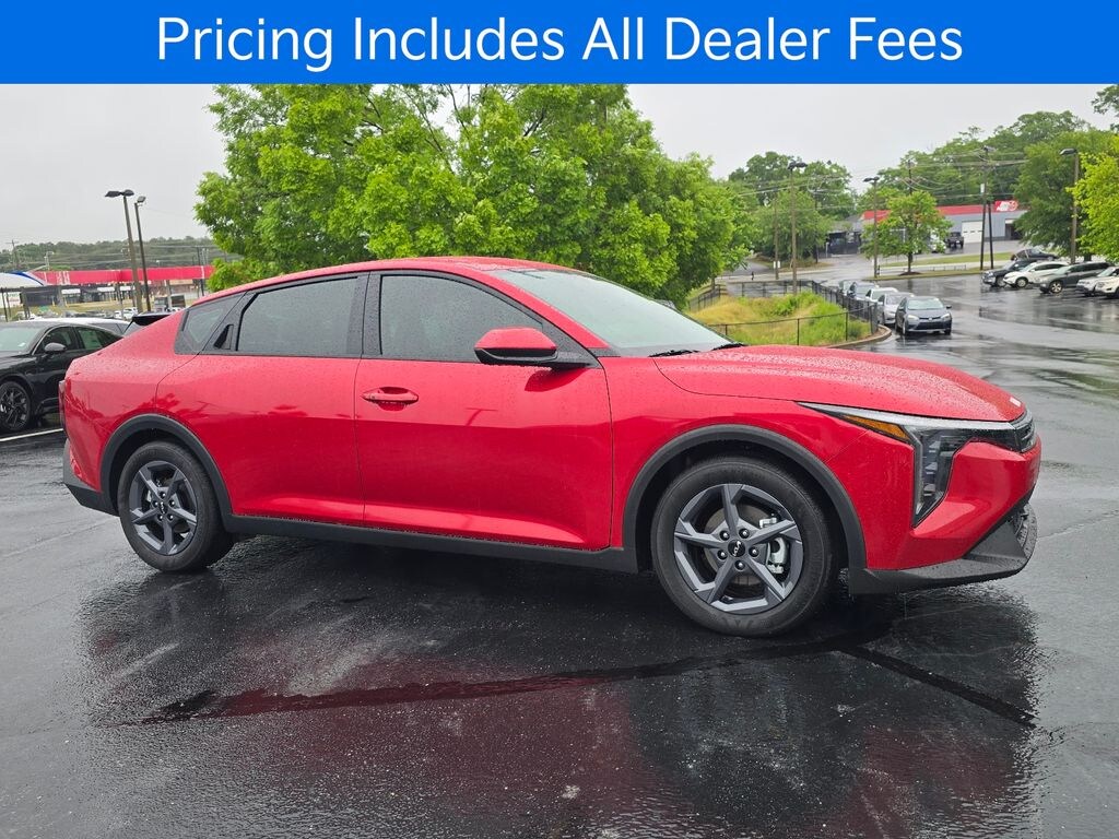 New 2026 Kia K4 LXS Sedan