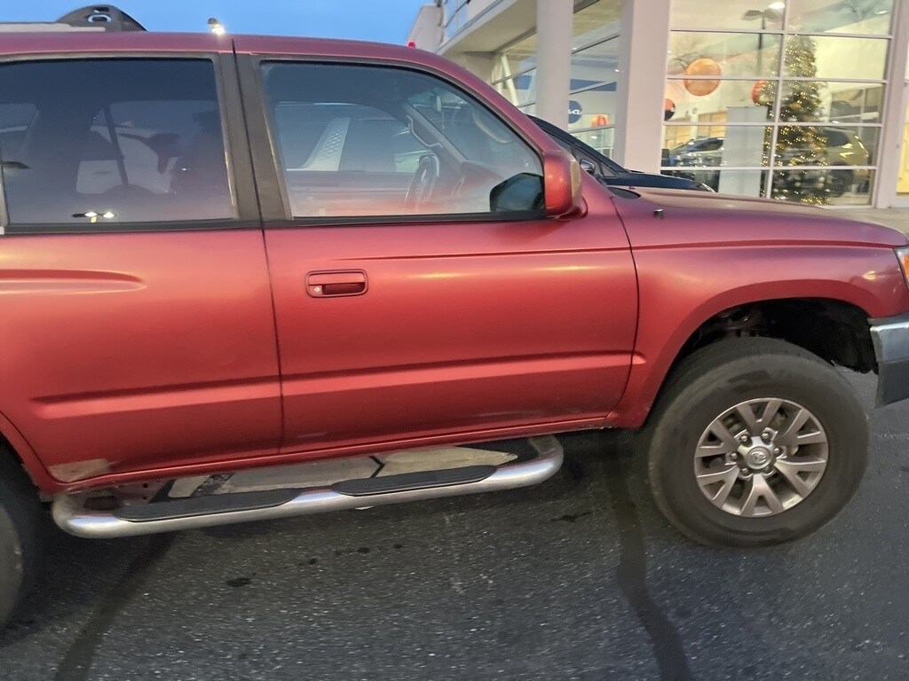 Used 2002 Toyota 4Runner SR5 V6 SUV