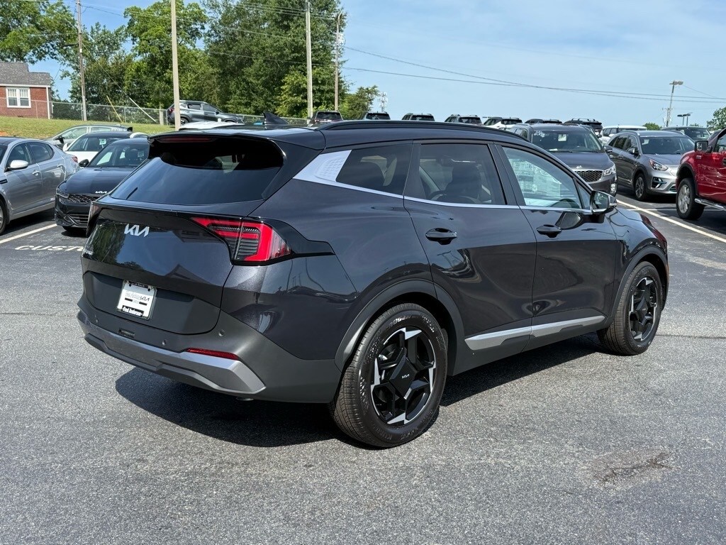 2026 Kia Sportage EX photo 3