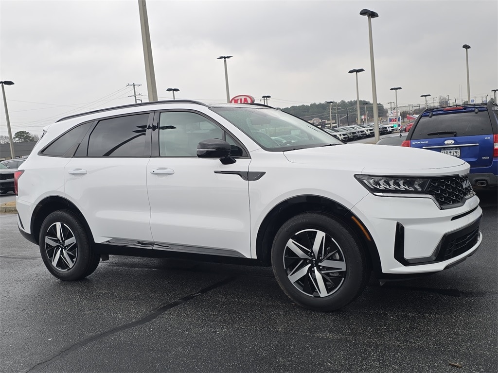 Used 2023 Kia Sorento S SUV