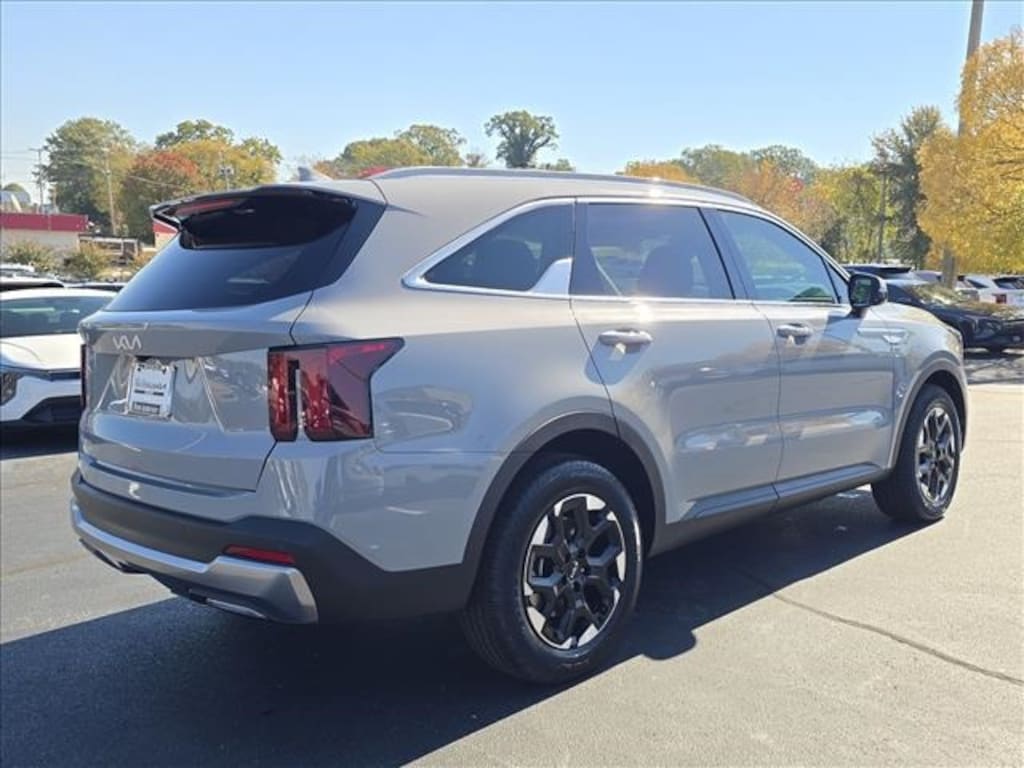 New 2026 Kia Sorento S SUV
