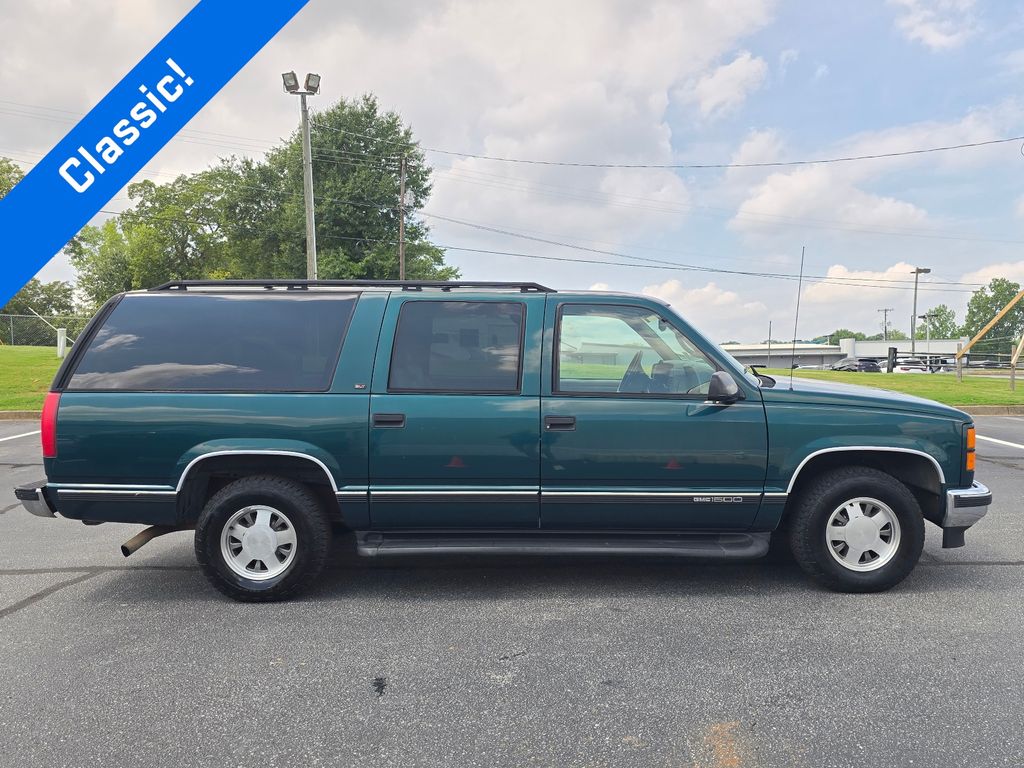 Used 1998 GMC Suburban SL with VIN 3GKEC16R6WG514436 for sale in Greer, SC