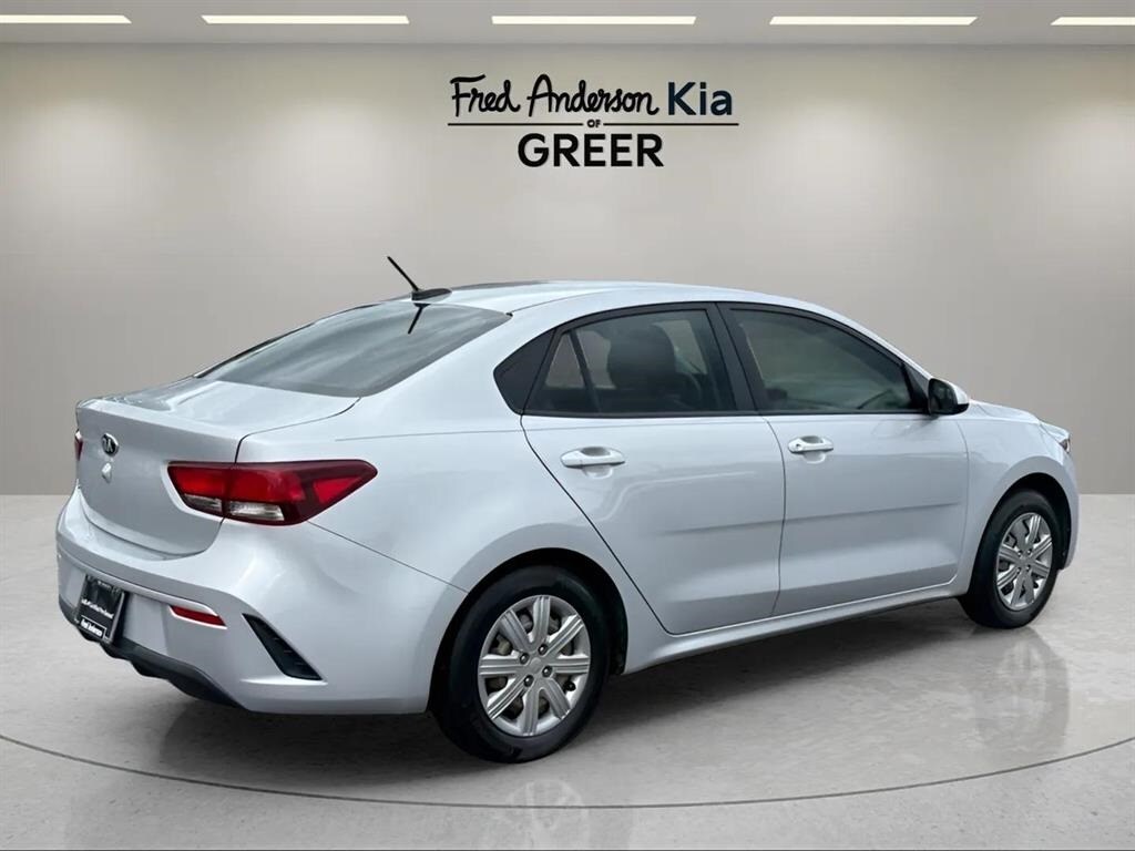 2021 Kia Rio LX photo 3