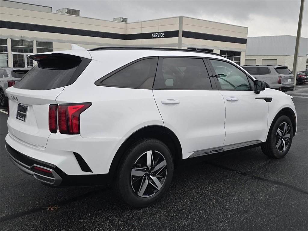 Used 2023 Kia Sorento S SUV