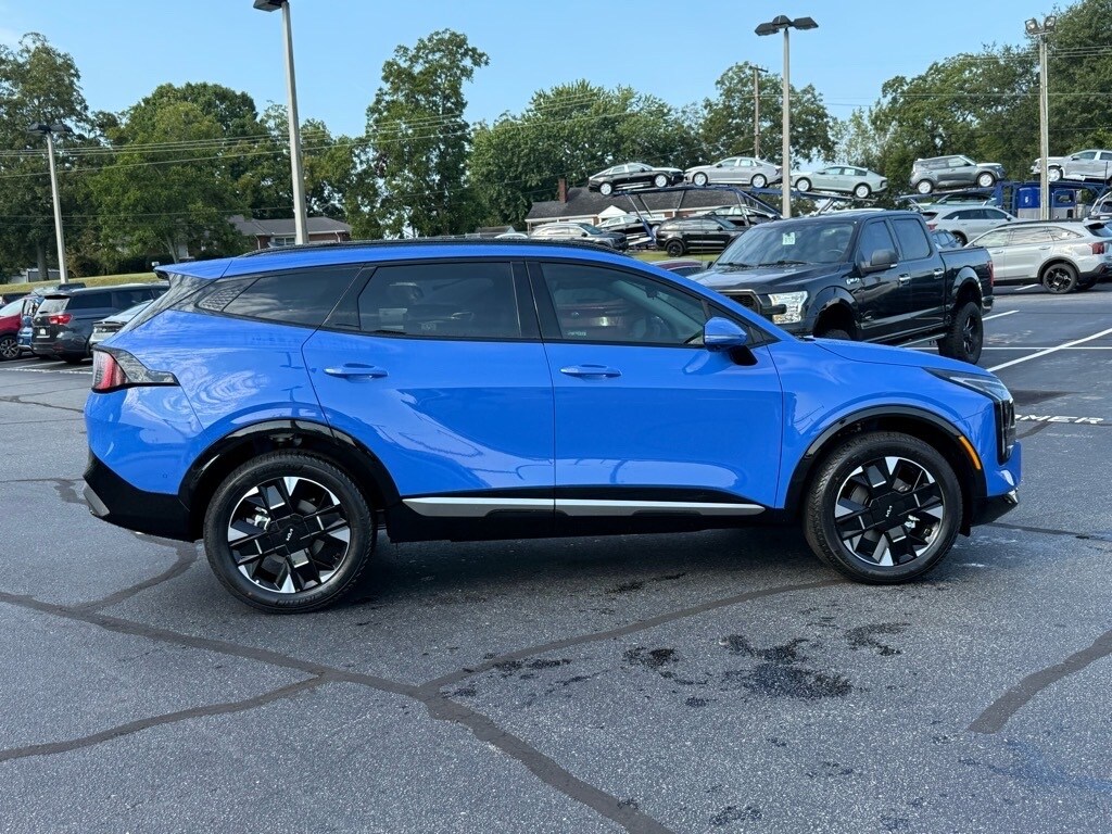 2026 Kia Sportage photo 2