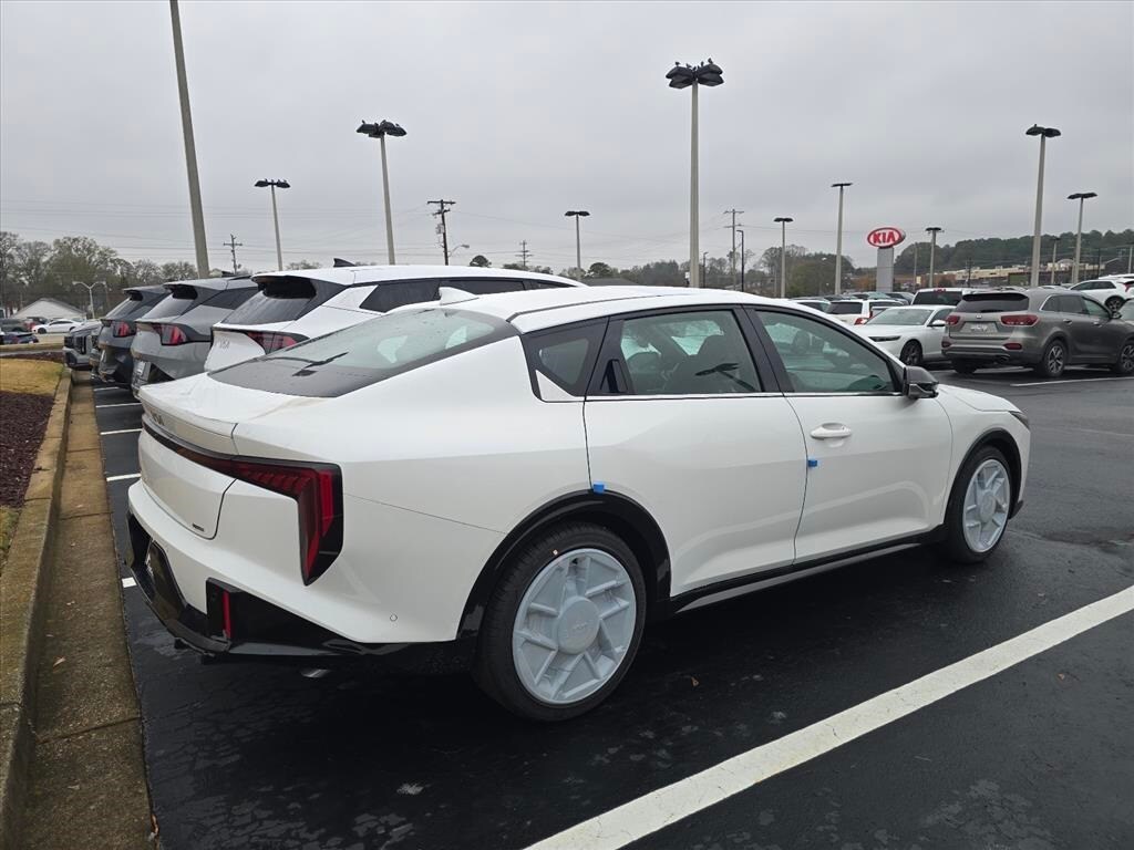 New 2025 Kia K4 GT-Line Turbo Sedan