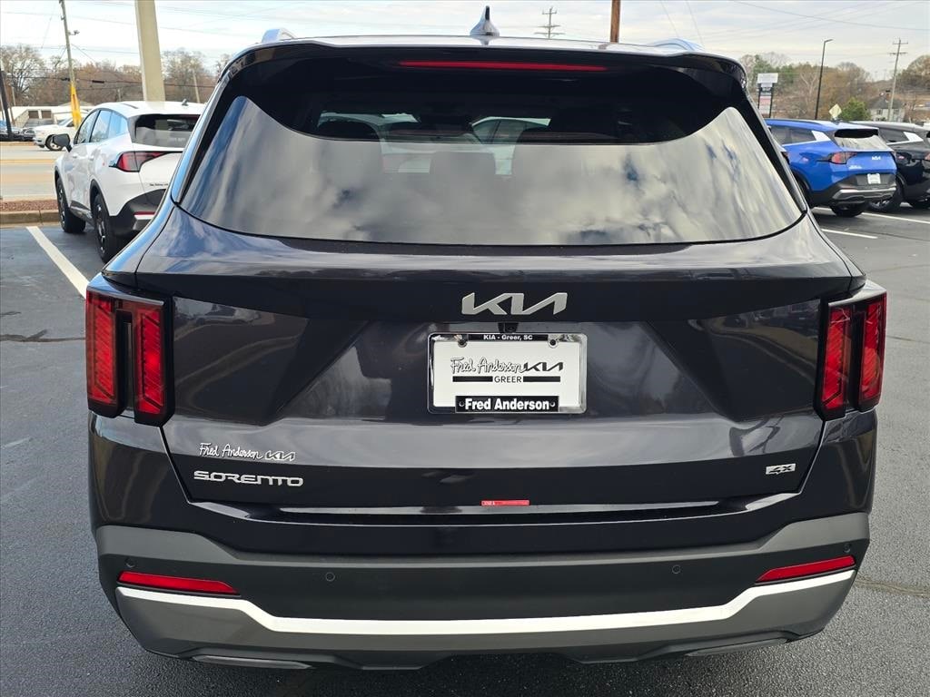 New 2026 Kia Sorento S SUV