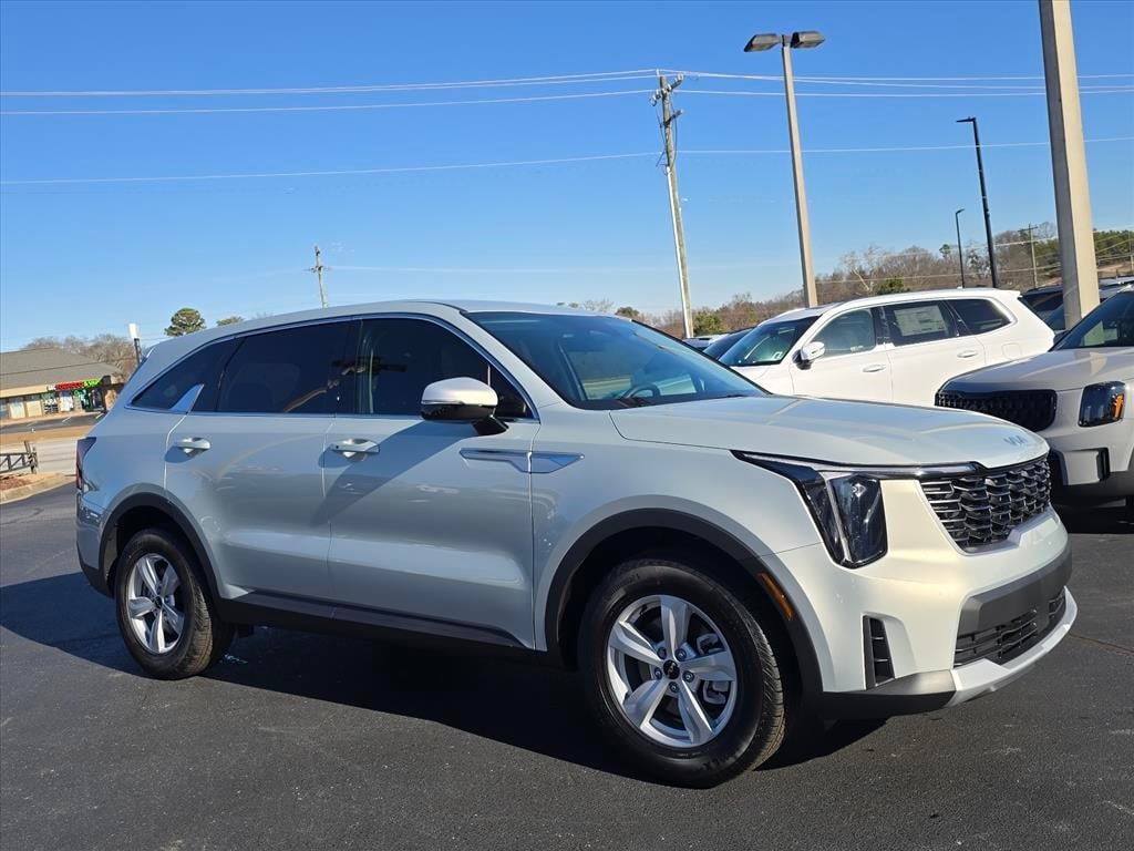 2026 Kia Sorento LX's photo