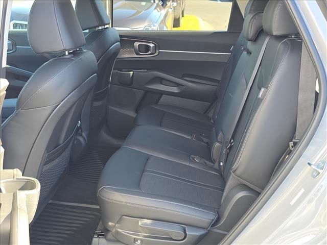 2026 Kia Sorento S - Photo 10