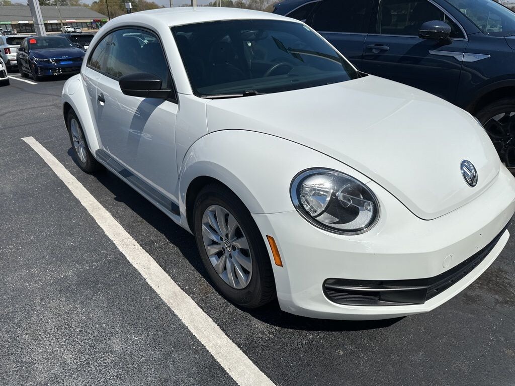 Used 2015 Volkswagen Beetle 1.8T Hatchback
