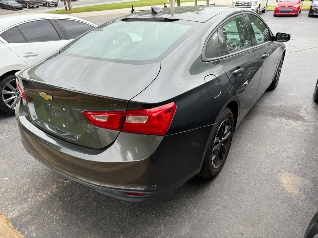 Used 2018 Chevrolet Malibu 1LT with VIN 1G1ZD5ST0JF153419 for sale in Greer, SC