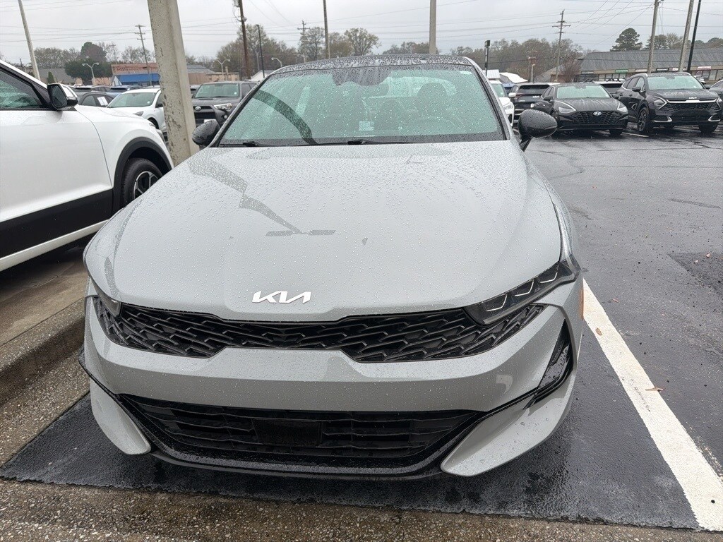 2024 Kia K5 GT-Line photo 2