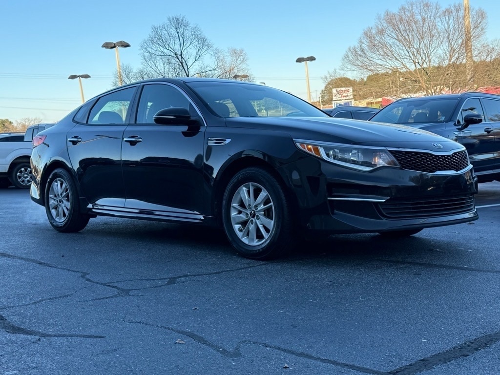 Used 2018 Kia Optima LX Sedan
