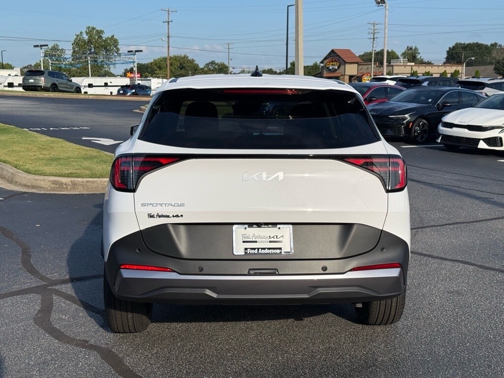 2026 Kia Sportage EX photo 2