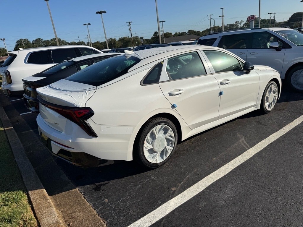 2026 Kia K5 GT-Line photo 3