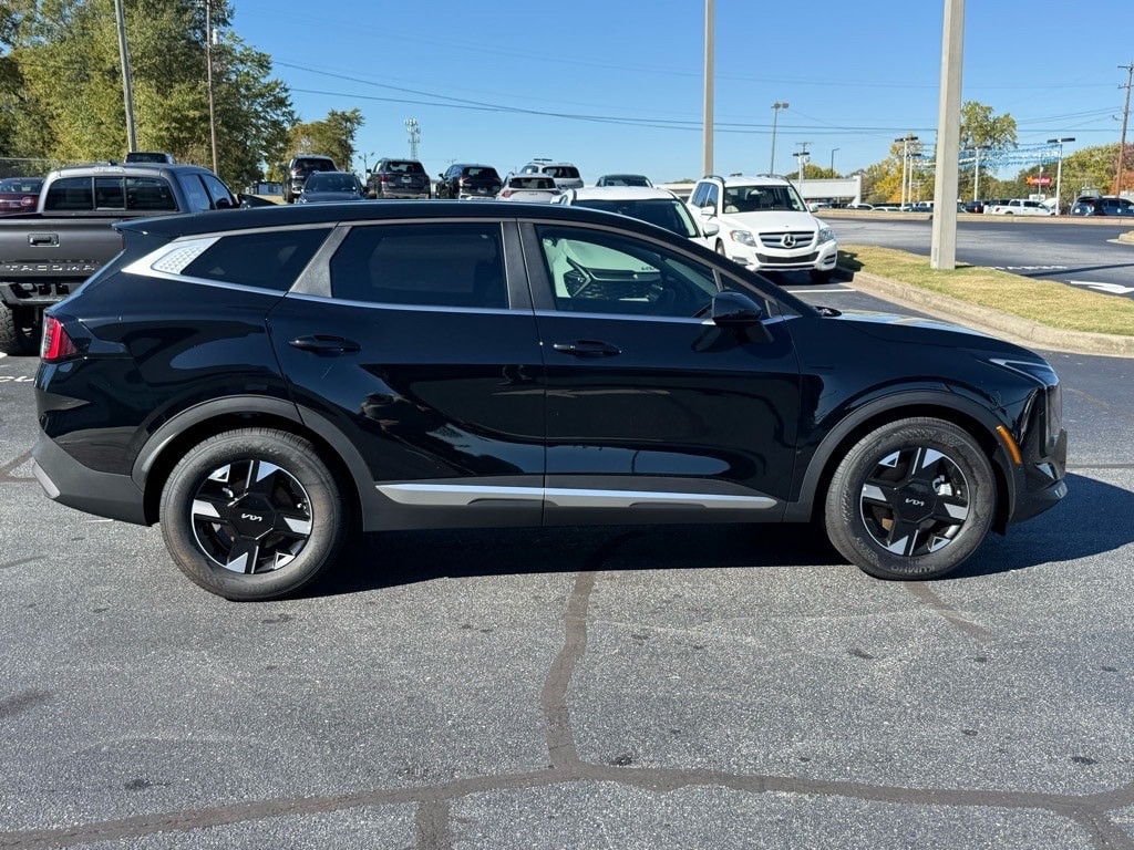 New 2026 Kia Sportage LX SUV