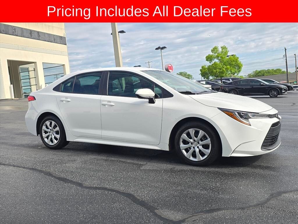 Used 2025 Toyota Corolla LE Sedan