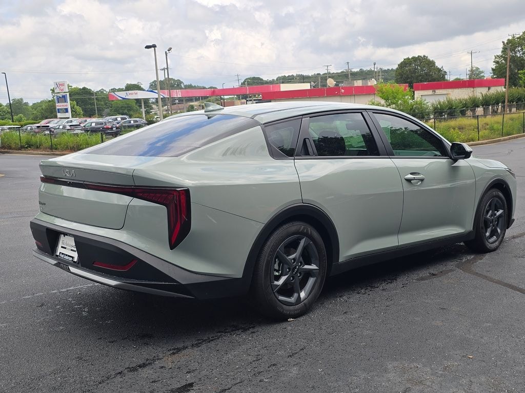 New 2026 Kia K4 LX Sedan