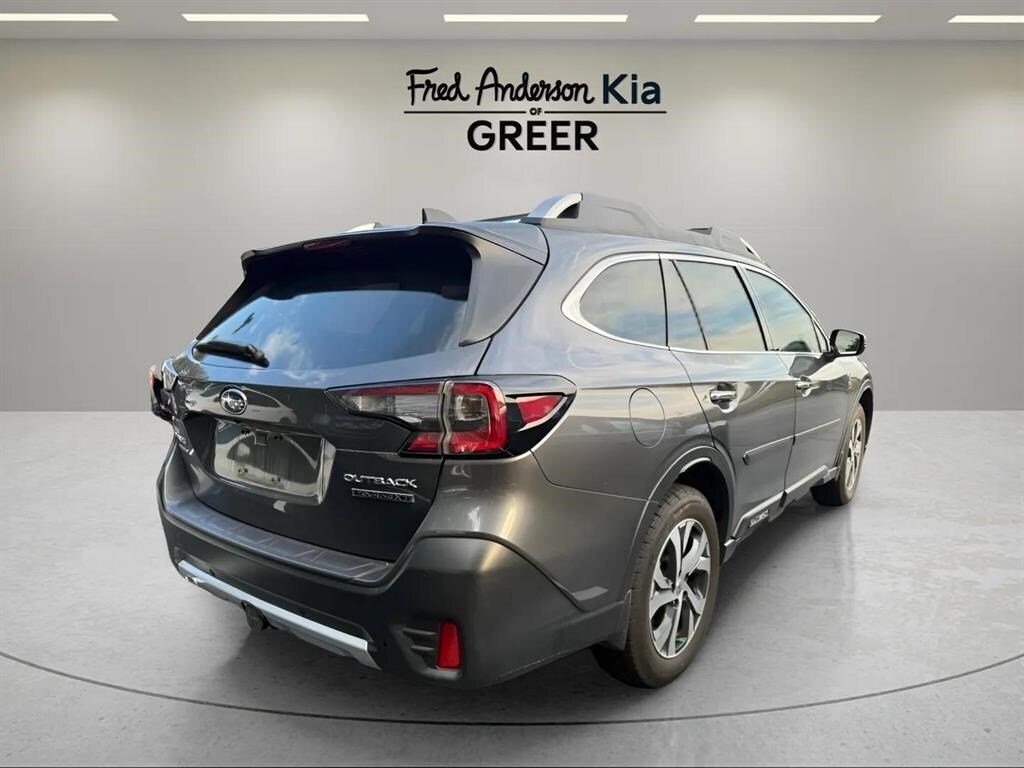 2021 Subaru Outback Touring XT photo 2