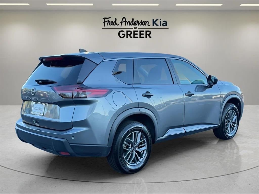 Used 2024 Nissan Rogue S SUV